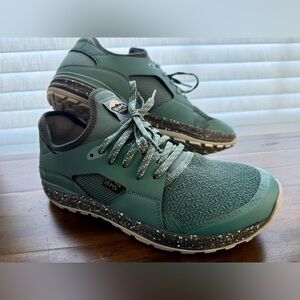 LEMS Mesa Athletic Minimalist Shoes
Men's "Arctic Blue" Trail Hiking Size 11.5